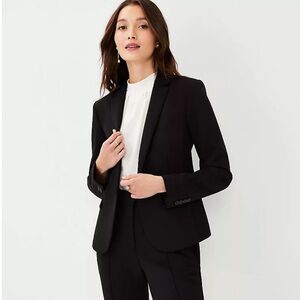 GUC Ann Taylor The Petite One-Button Blazer